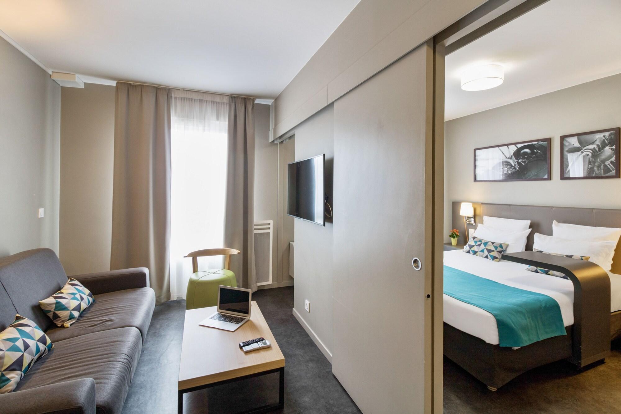 Appart'city Confort - Aeroport 4*