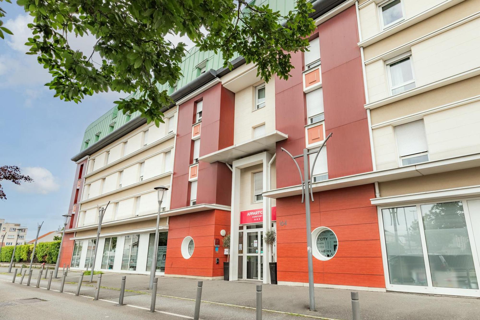 Appart'city Confort - Aeroport 4*