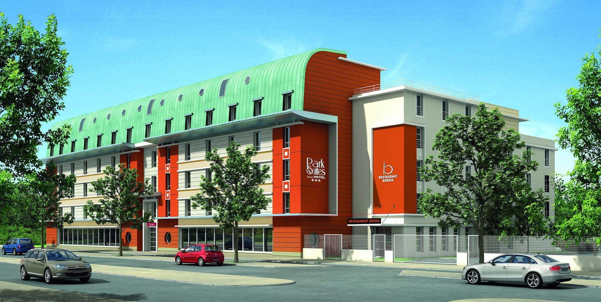 Appart'city Confort - Aeroport 4* Le Bourget