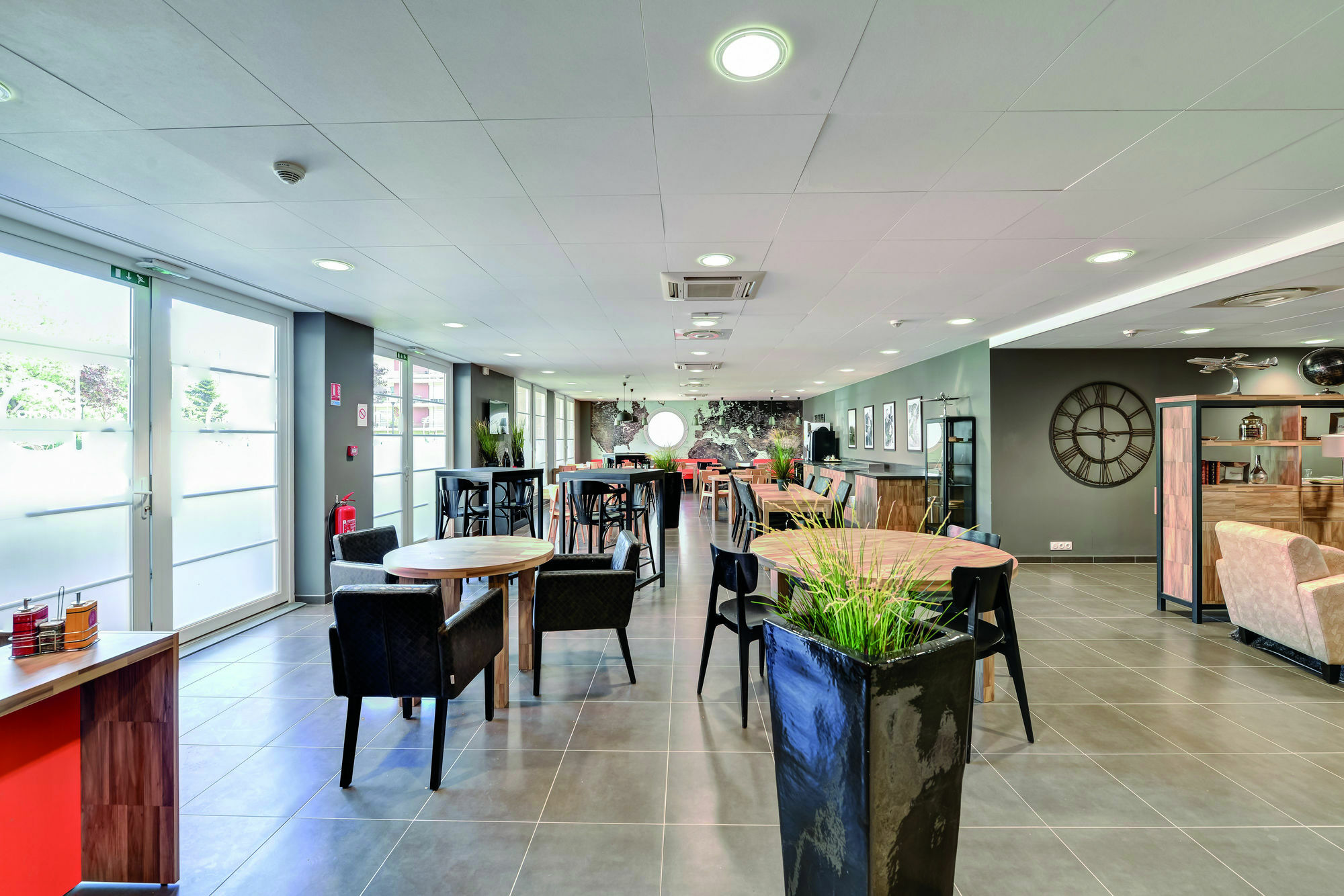 Appart'city Confort - Aeroport Aparthotel 4*